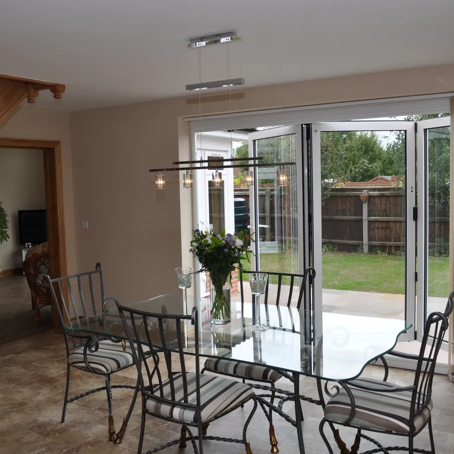 Bifold Eltham